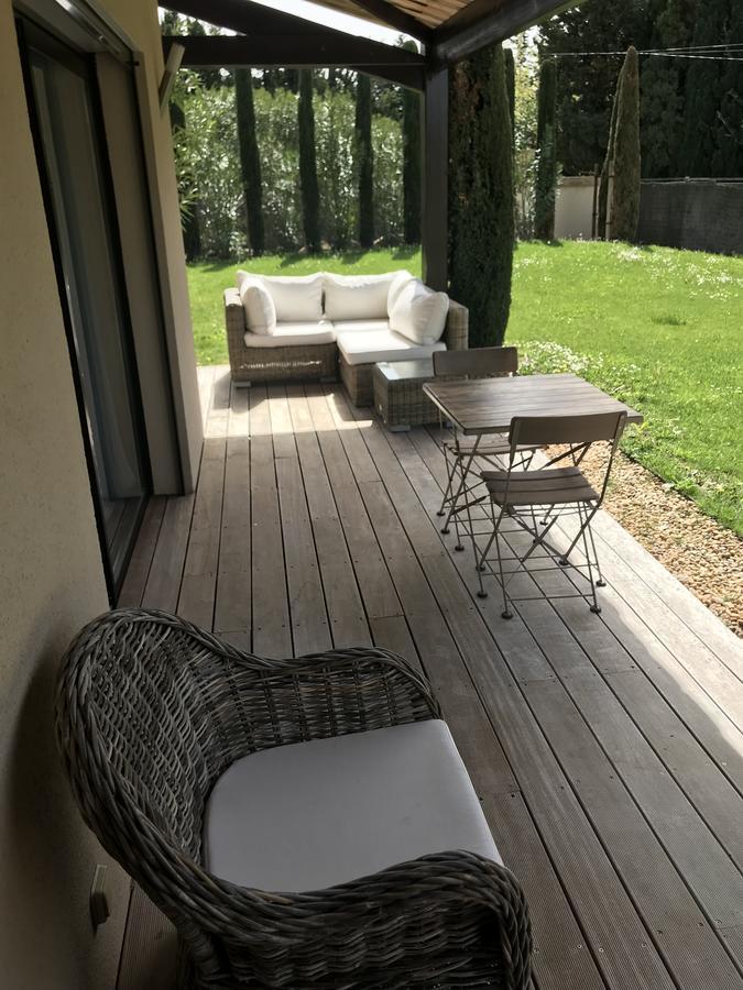 Mas Des Limites Bed & Breakfast Rognonas Dış mekan fotoğraf