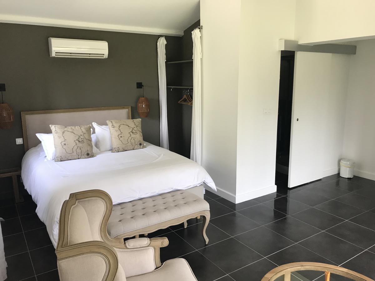 Mas Des Limites Bed & Breakfast Rognonas Dış mekan fotoğraf