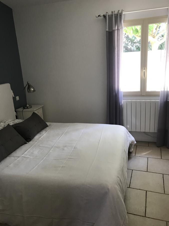 Mas Des Limites Bed & Breakfast Rognonas Dış mekan fotoğraf