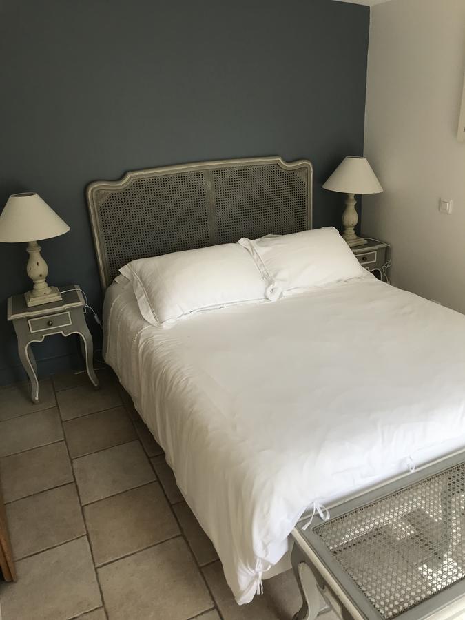 Mas Des Limites Bed & Breakfast Rognonas Dış mekan fotoğraf