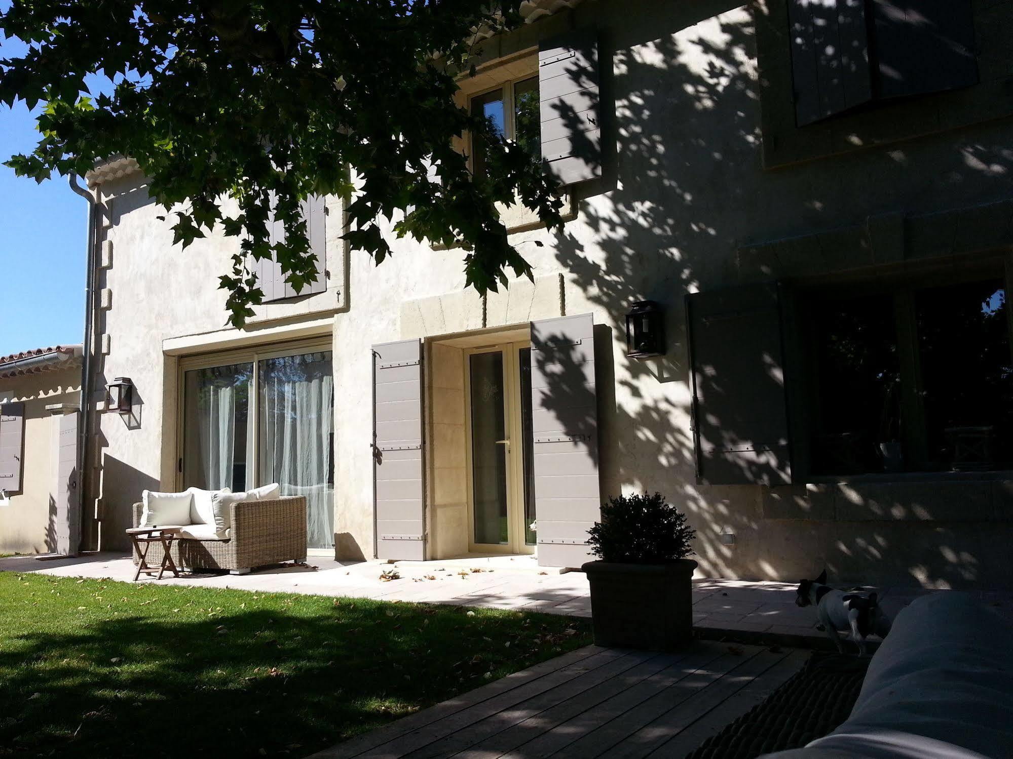 Mas Des Limites Bed & Breakfast Rognonas Dış mekan fotoğraf